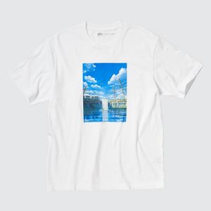 ユニクロにおける￥990での新海誠作品 コレクション UT グラフィックTシャツ すずめの戸締まり（半袖・レギュラーフィット）のオファー